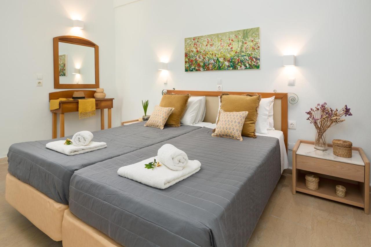 Finata Studios (Adults Only) Kavos Bagian luar foto