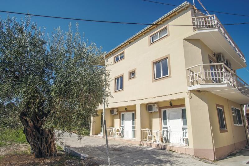 Finata Studios (Adults Only) Kavos Bagian luar foto